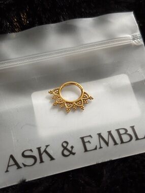 Ask and Embla NWT Clicker Eira Crown Stainless Steel SIZE: 1.2MM (16G) Inner 8mm